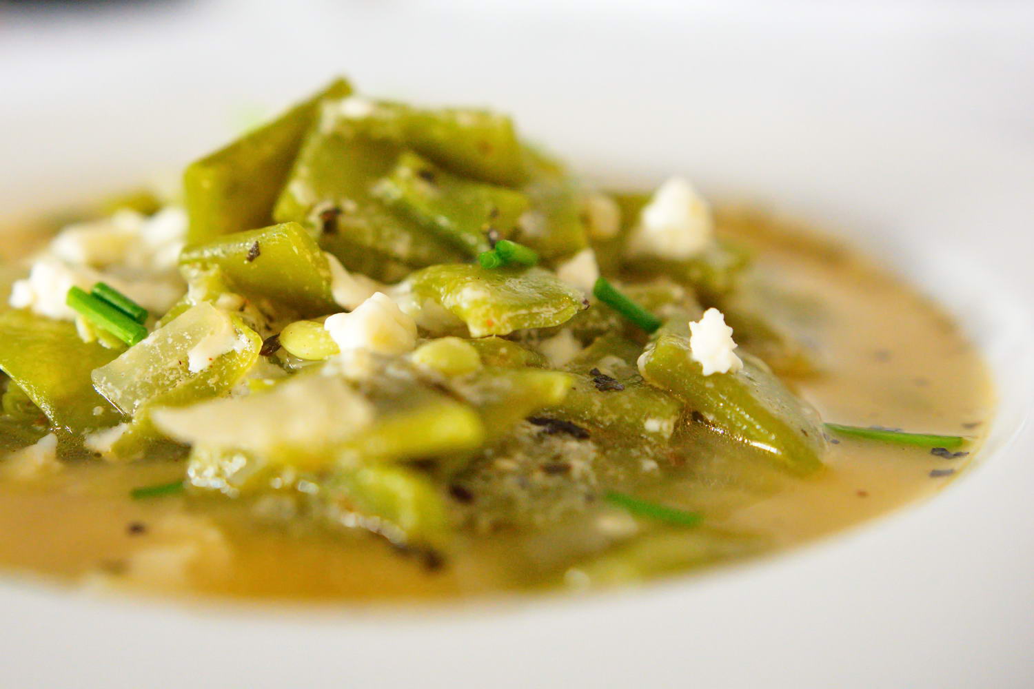 Grüne Bohnensuppe mit Feta - Wohlfühlküche