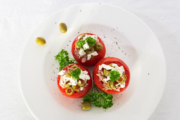 Gefüllte Tomaten mediterran - Wohlfühlküche